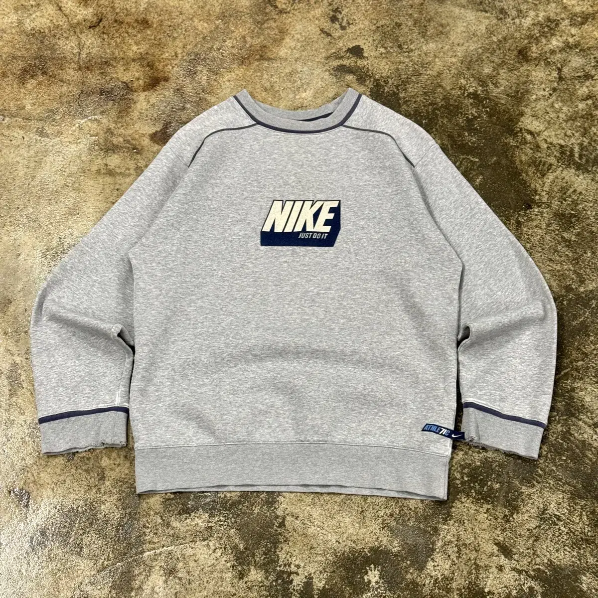 00s NIKE Logo Sweatshirt