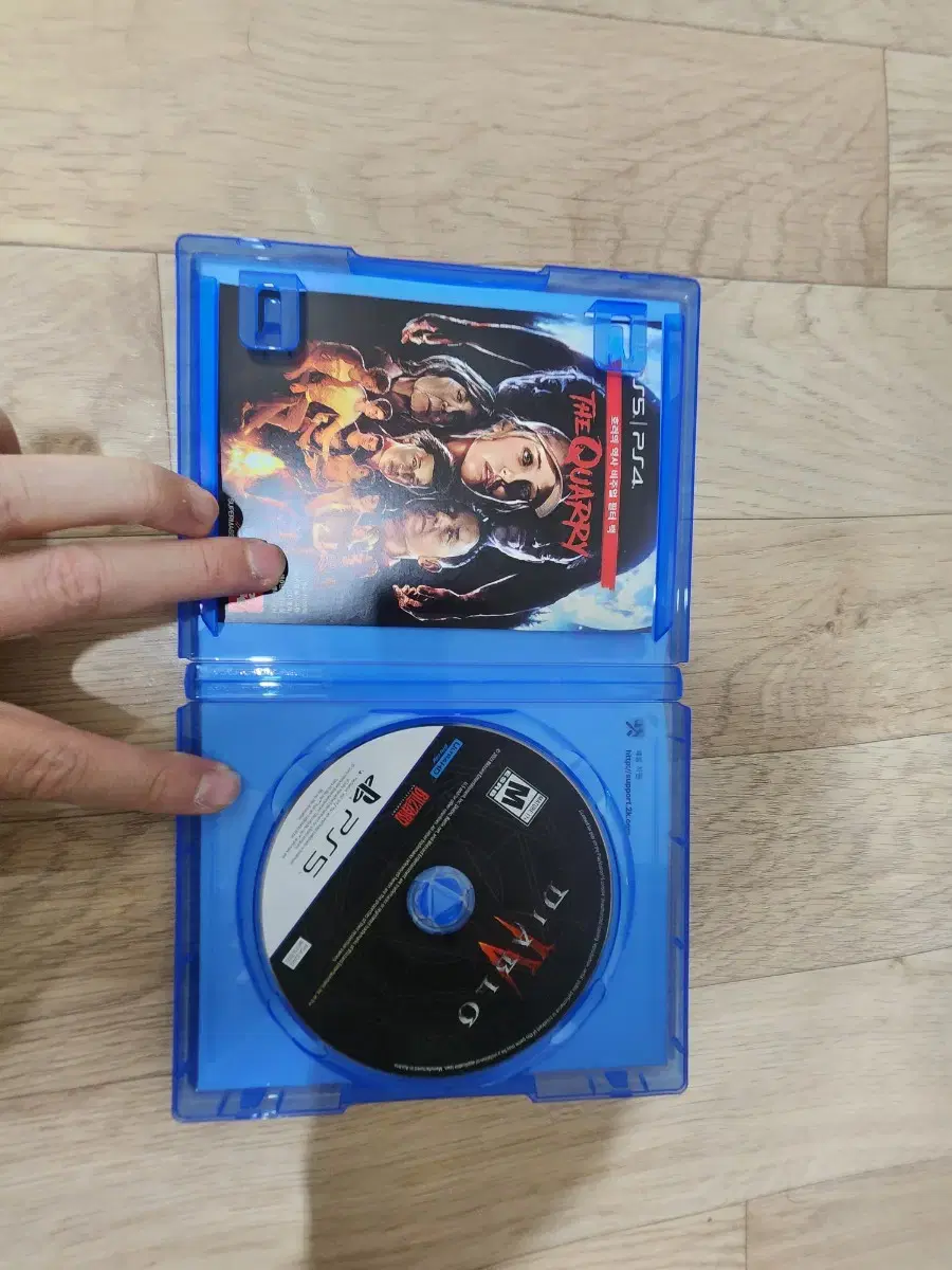 ps5 디아블로4 케이스 잃어버려서 싸게팔아요