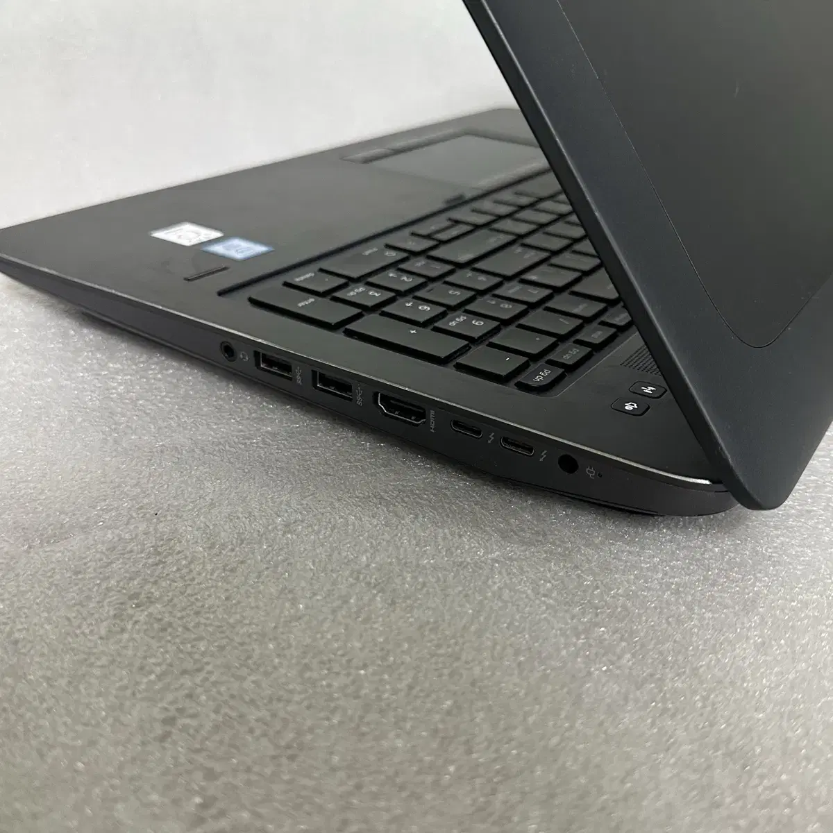 HP Zbook 워크스테이션 노트북 15 G4 E3 1535 V6