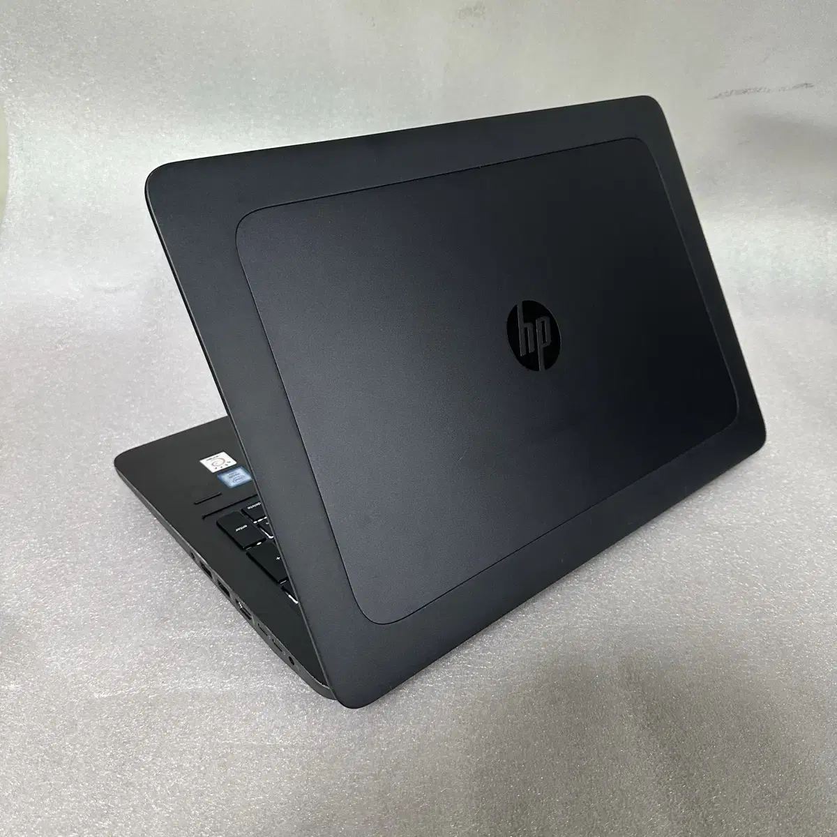 HP Zbook 워크스테이션 노트북 15 G4 E3 1535 V6