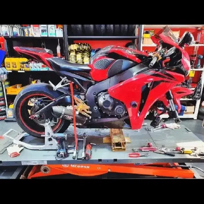 Cbr1000rr 08년식 요시무라 풀배기