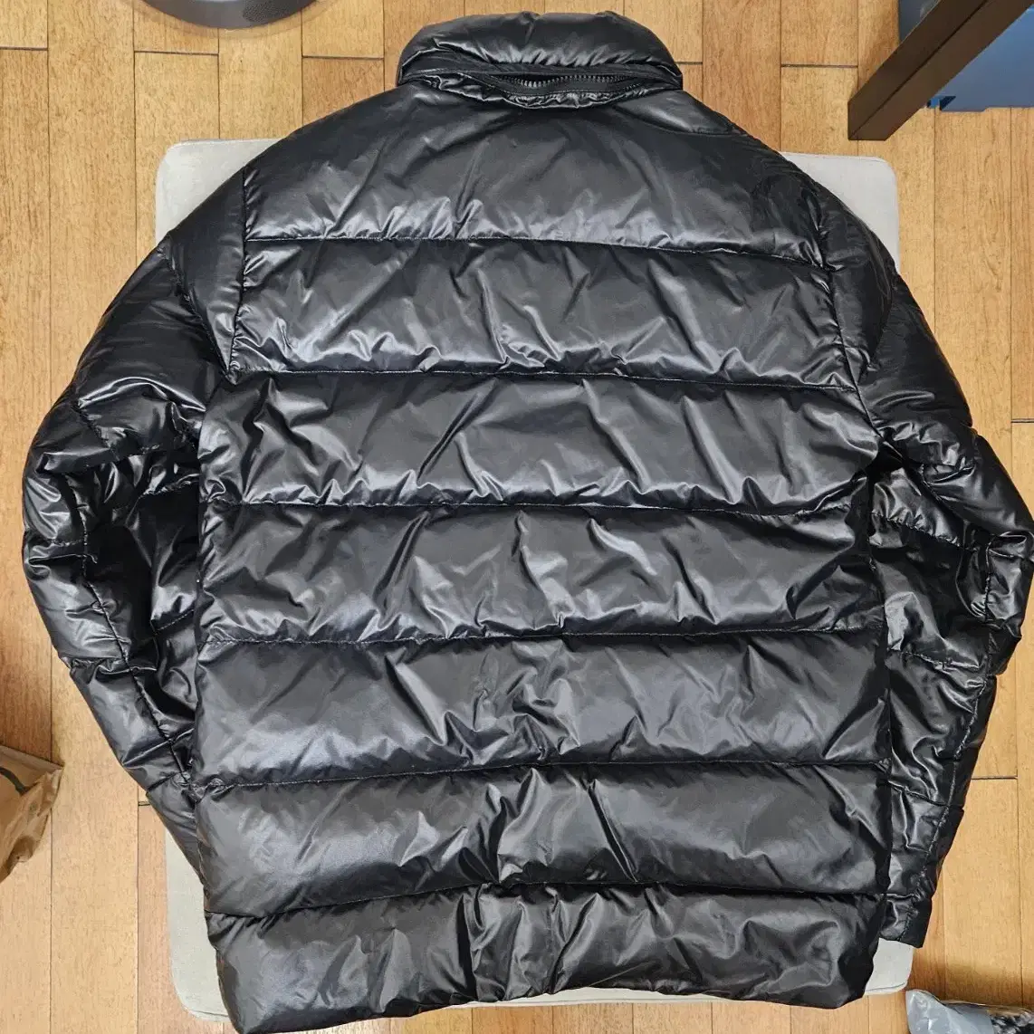 피레넥스 유광패딩 Down Puffer Jacket