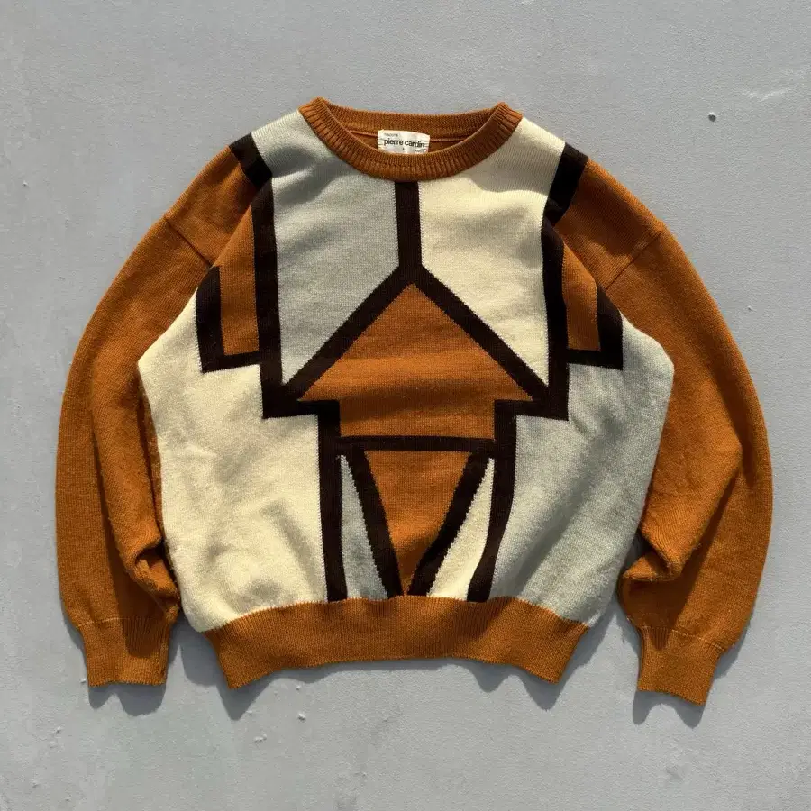 Pierre Cardin wool sweater