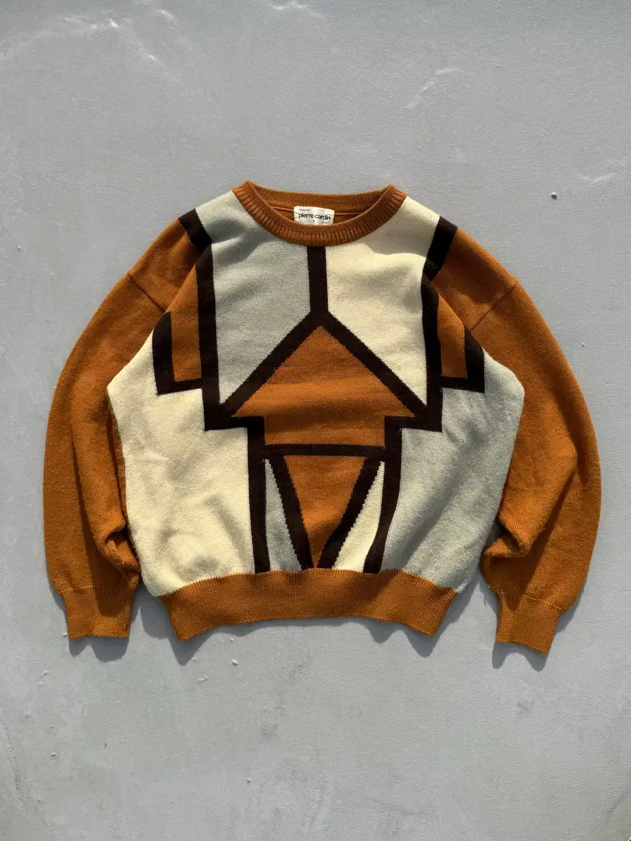 Pierre Cardin wool sweater