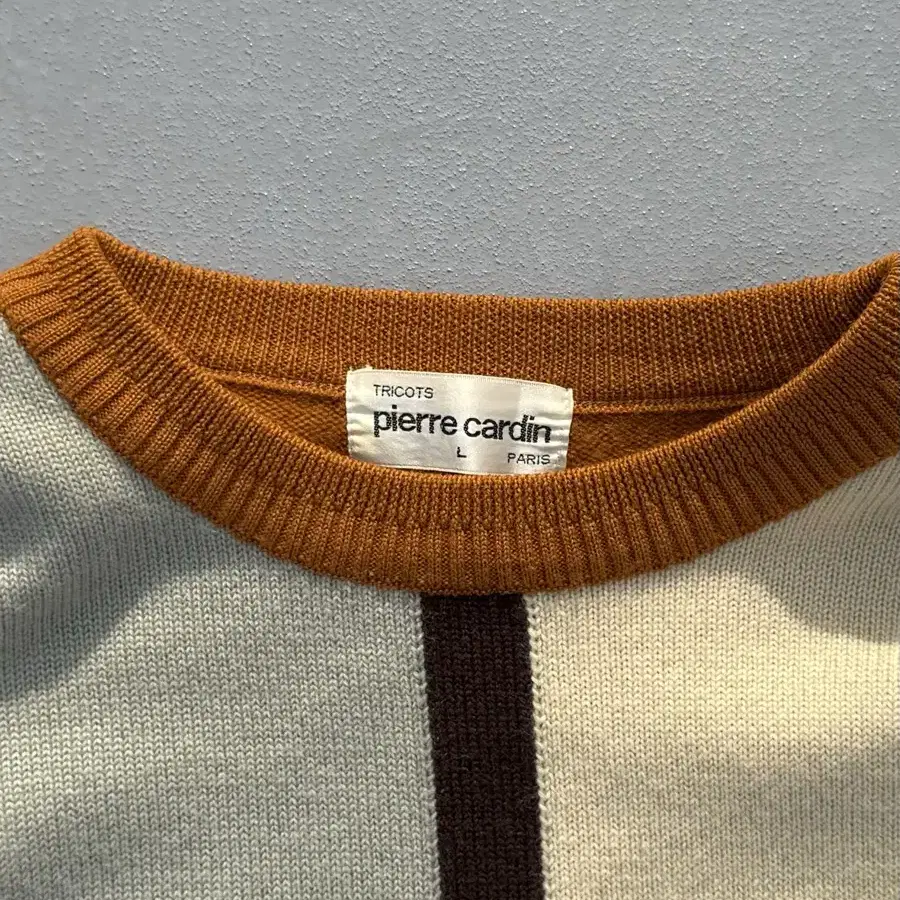 Pierre Cardin wool sweater