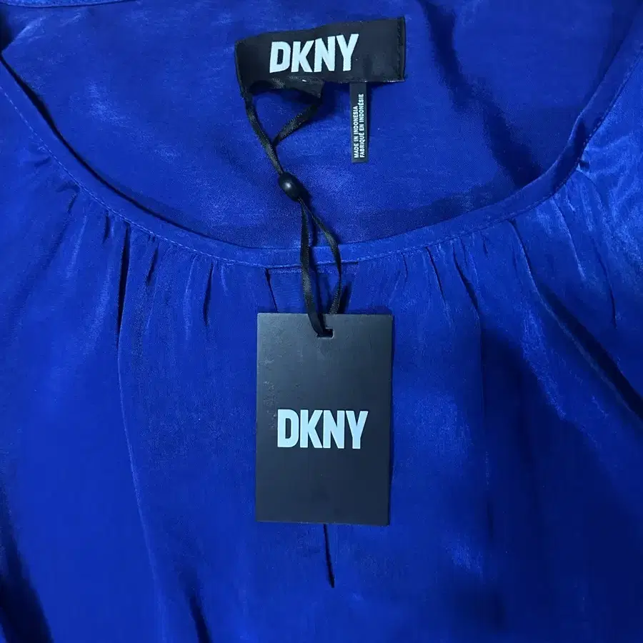 DKNY브라우스 (새상품)