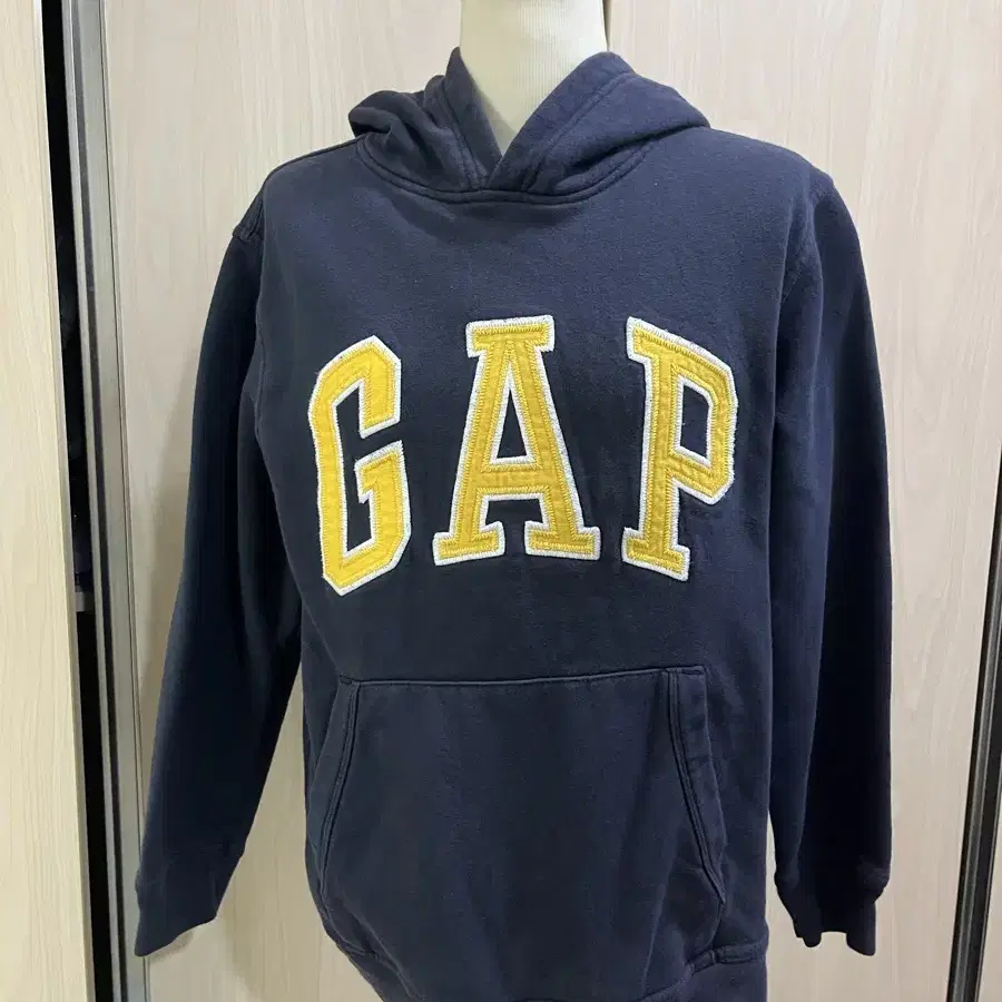 GAP 후드티