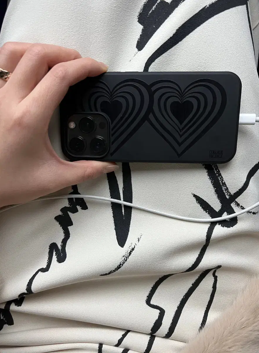 꼴라주바캉스 stripe heart softcase iphone15pro