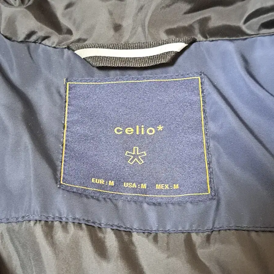 celio 패딩 네이비 M(95-100)