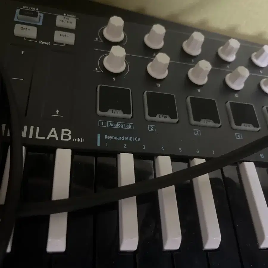 Arturia minilab mk2 팝니다 아츄리아 미니랩