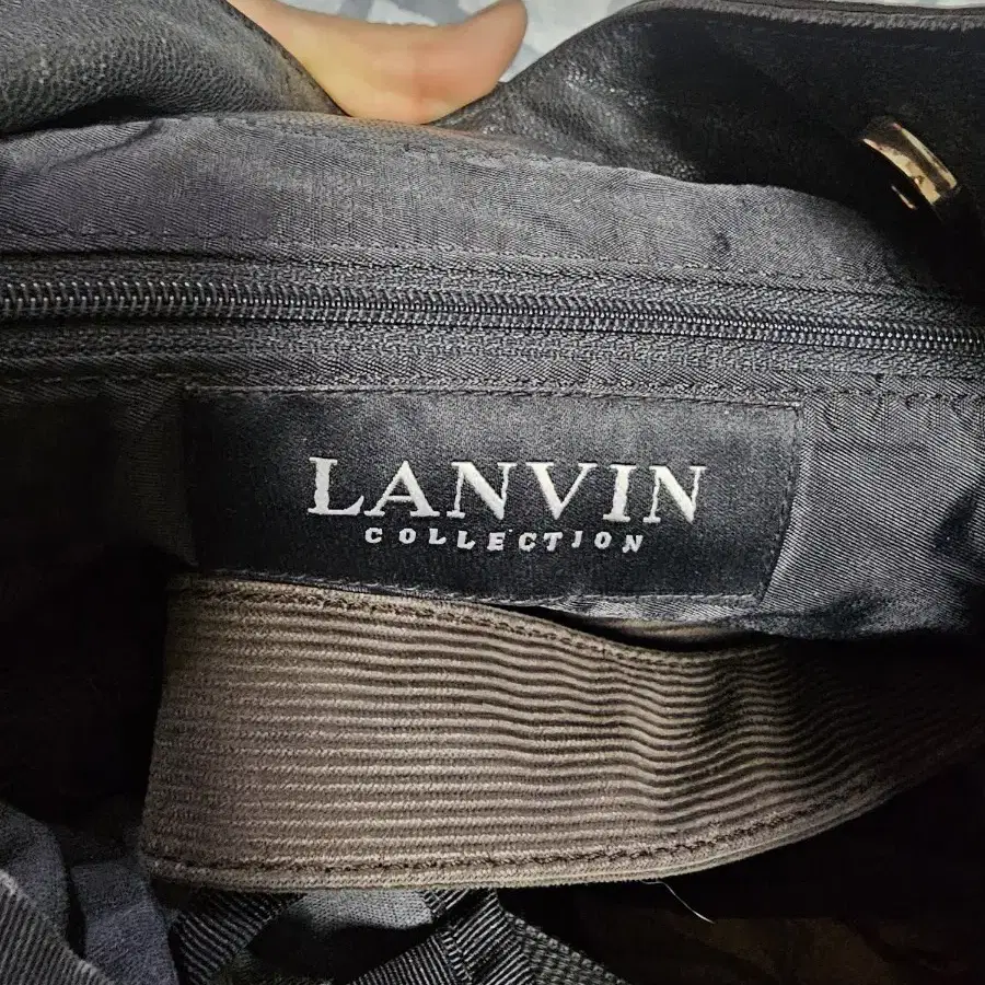 LANVIN 가죽숄더백