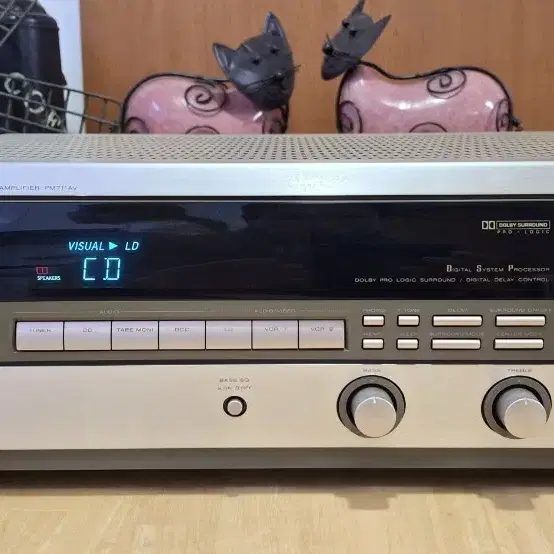 marantz PM 711 INT,PRE