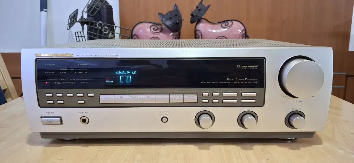 marantz PM 711 INT,PRE