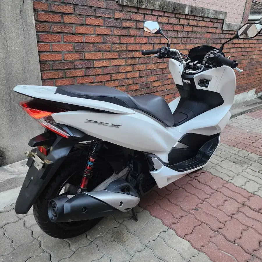 pcx125 흰색 2019년식 급처