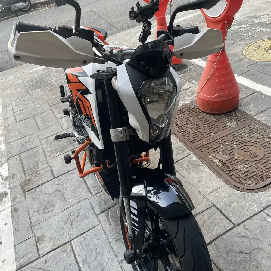 KTM 듀크 125 Abs