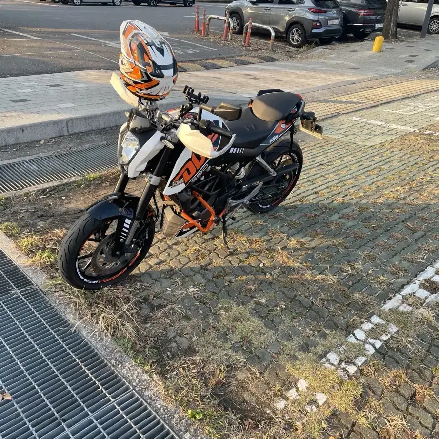 KTM 듀크 125 Abs