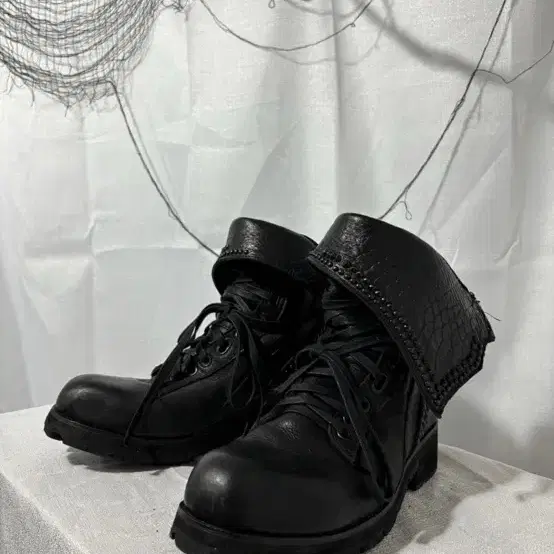 KMRII Chrome Boots 11