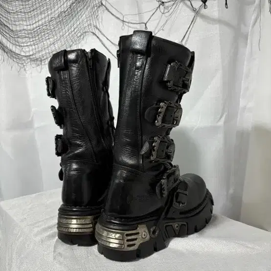 NewRock Flame Skull Punk Boots