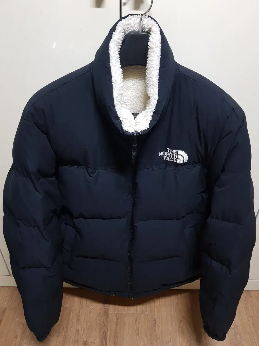 The North Face Reversible Goose Down 110Updating