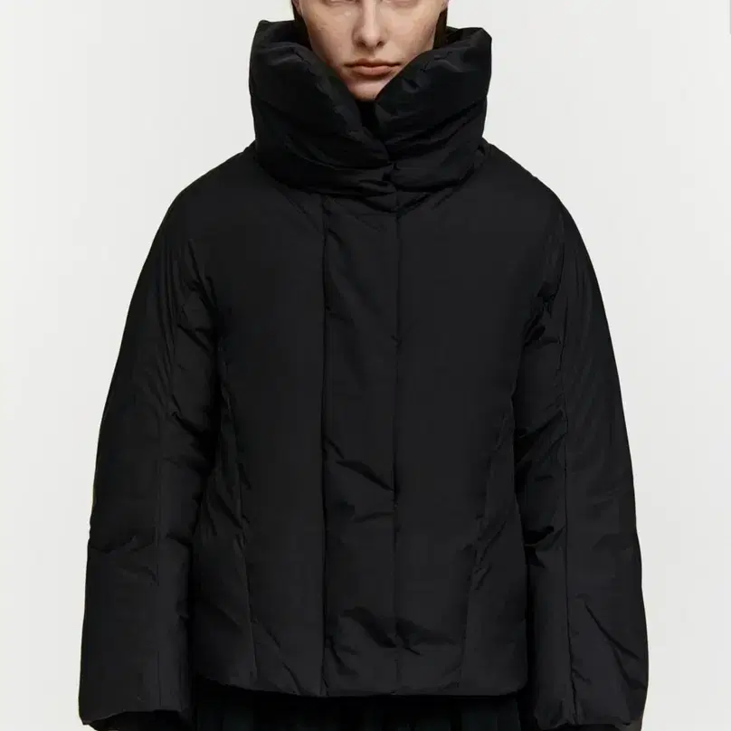 버뮬라 - HIGH NECK PUFFER JACKET (BLACK)