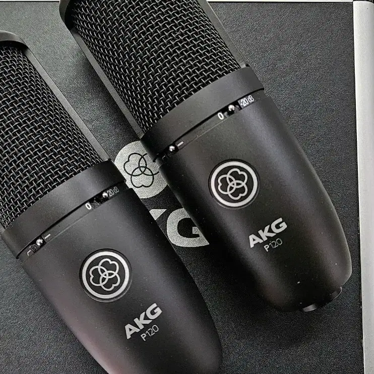 AKG P120 콘덴서마이크 스튜디오마이크 세트