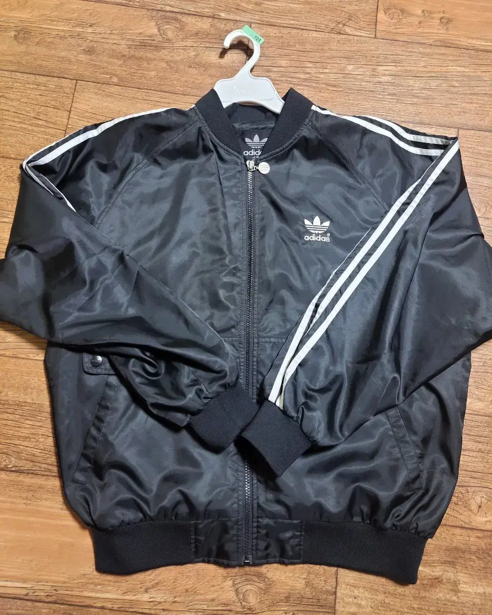 adidas Force One Bomber Windbreaker Jacket size 105