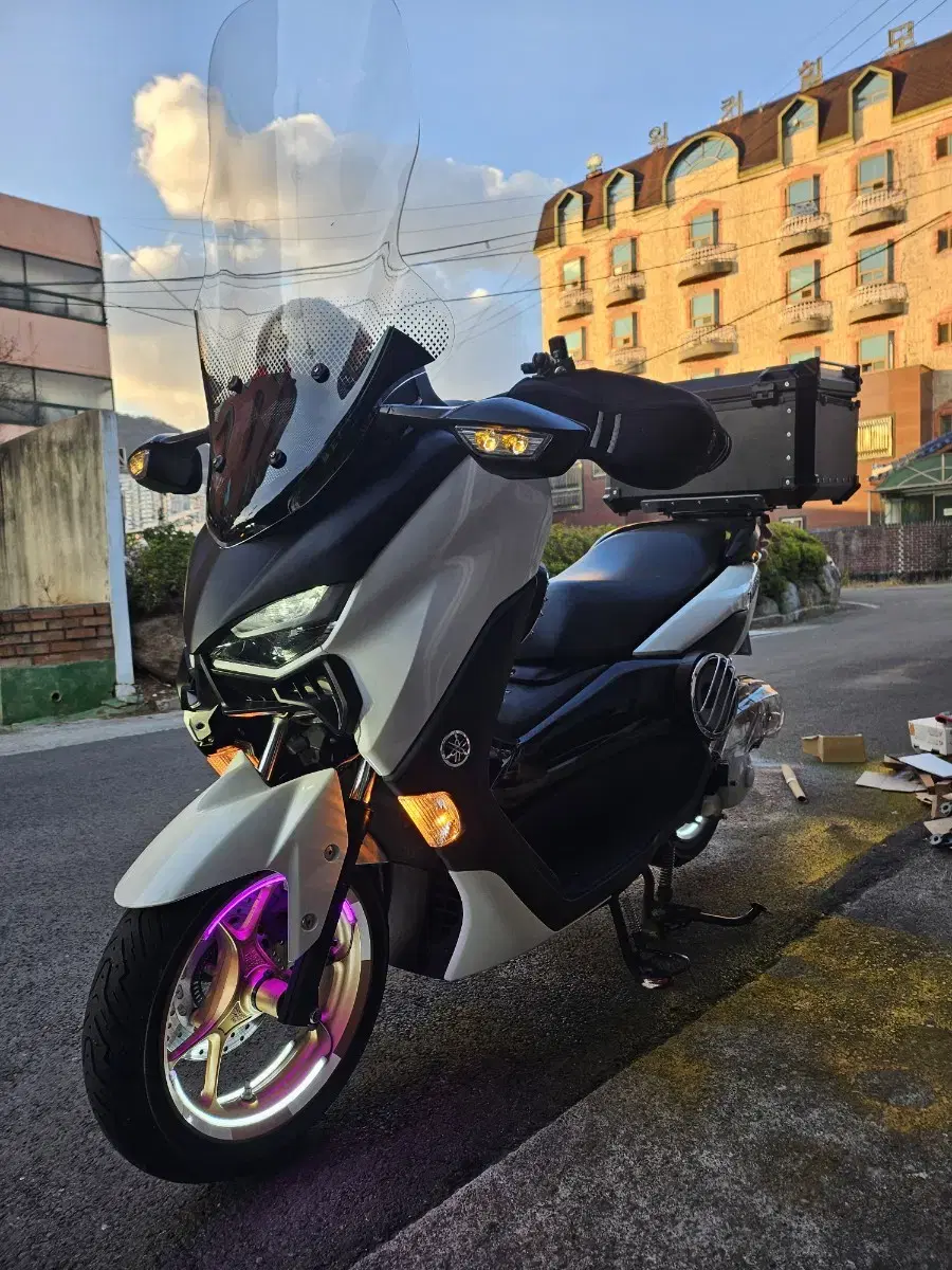 nmax125