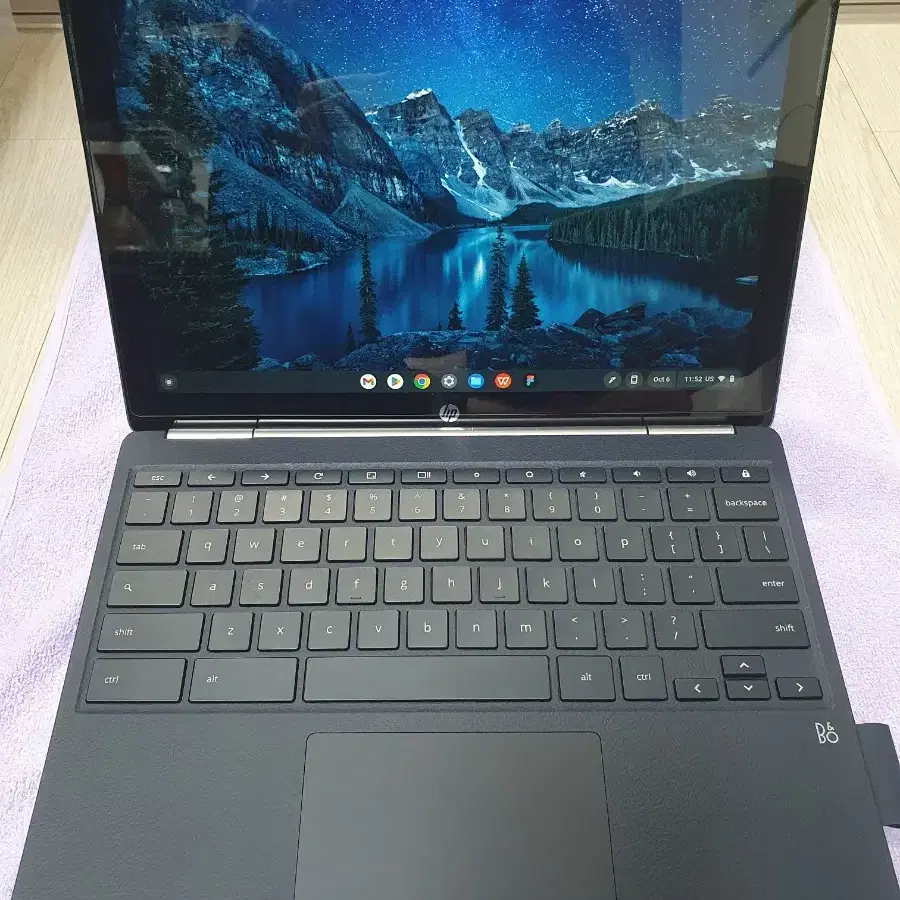 HP 2-in-1 Cromebook X2 12 (밑판 찍힘)