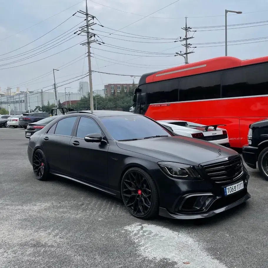 정비 튜닝 관리잘된 1포커 S63 AMG 세단 판매합니다