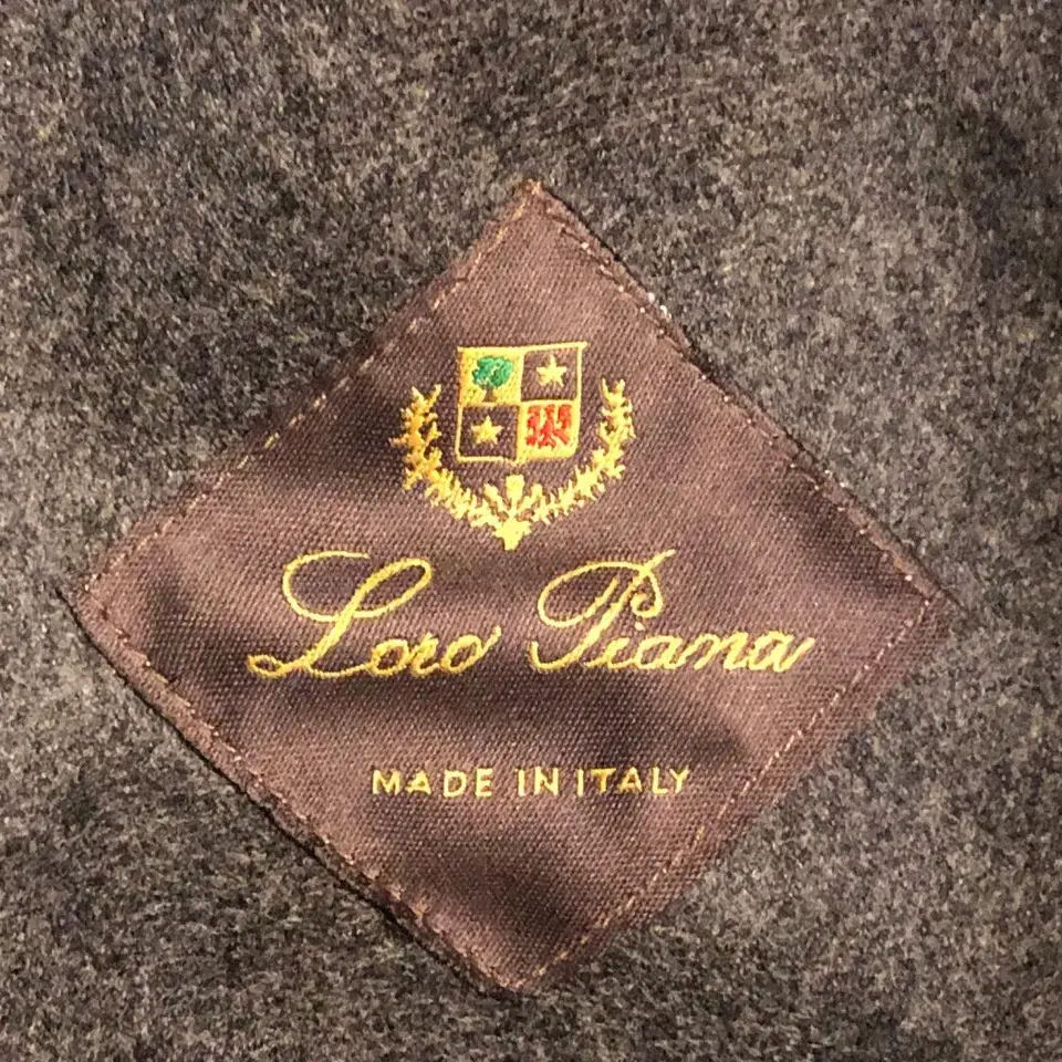 LORO PIANA 로로 피아나 포크파이(캐시미어)M 사이즈