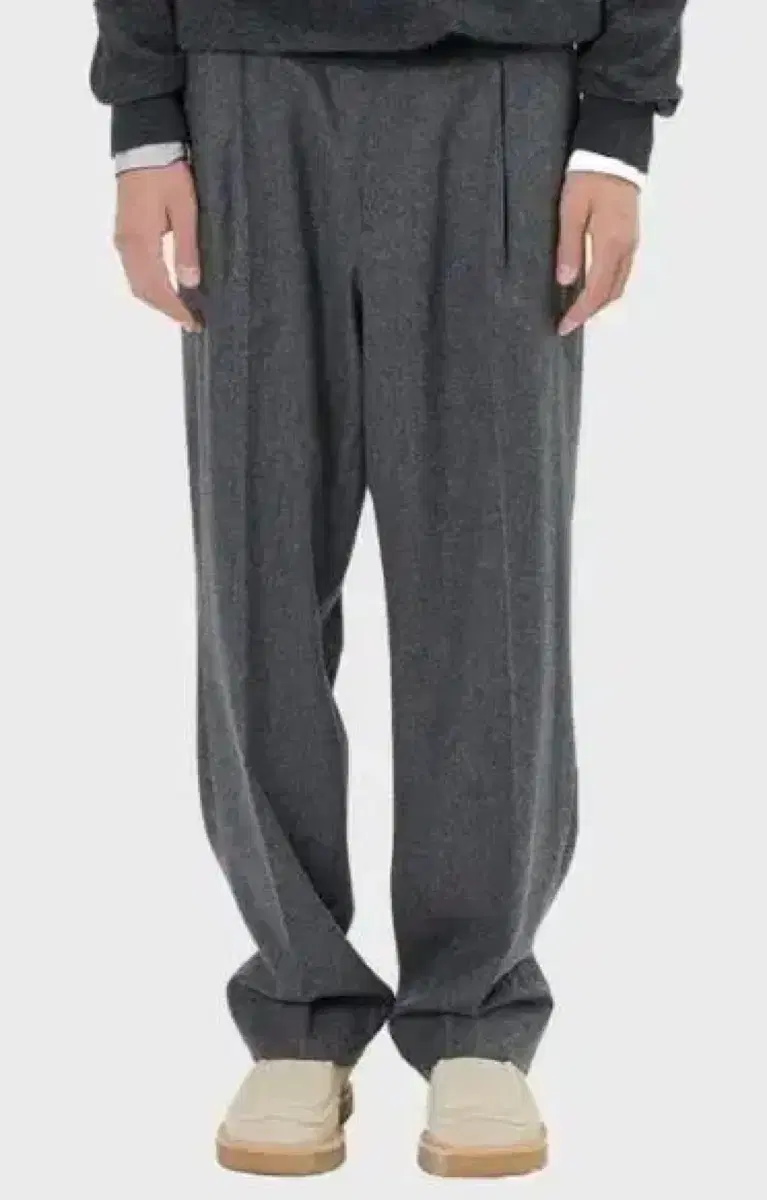 Brownard Wool Flannel Pants Charcoal / 1 size