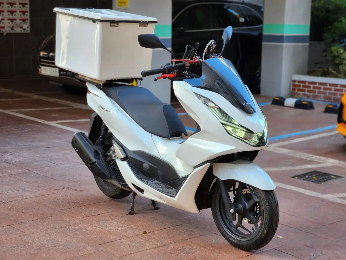 21년식 pcx125abs 29000키로 배달셋팅완료 컨디션최상!