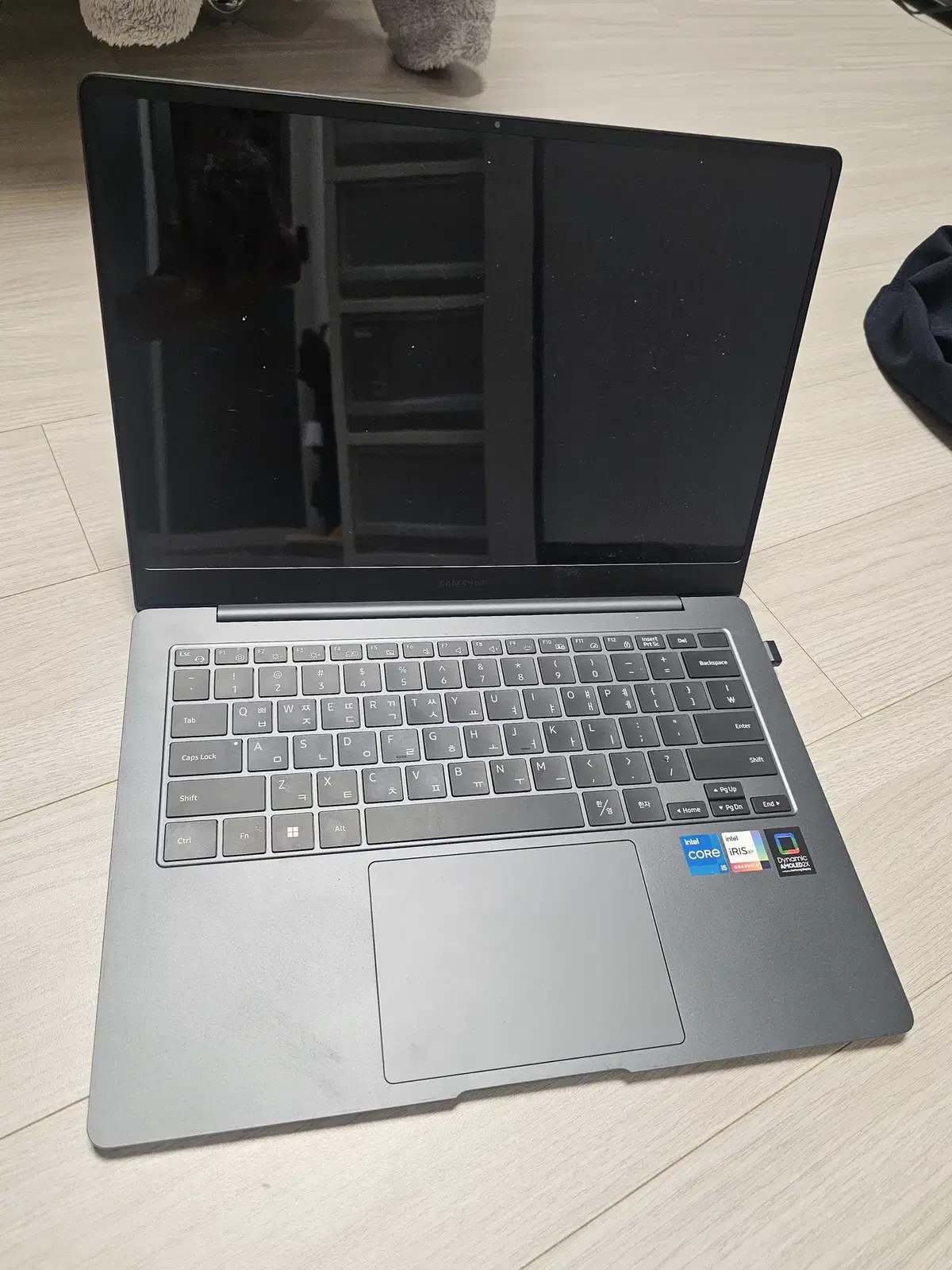 삼성 갤럭시북3프로 NT940XFT-A51AG (i5)