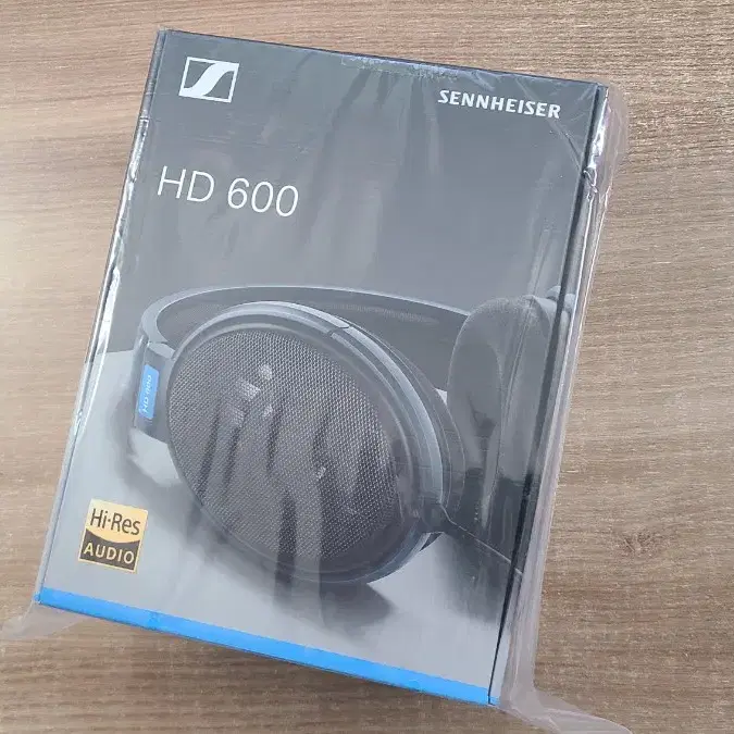 젠하이저 HD600 오픈형 헤드폰 (미개봉)