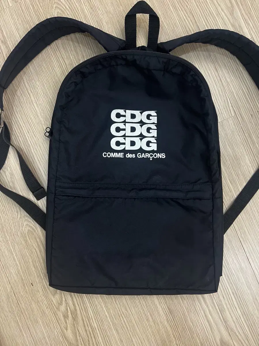 cdg 꼼데가르송 백팩 급처