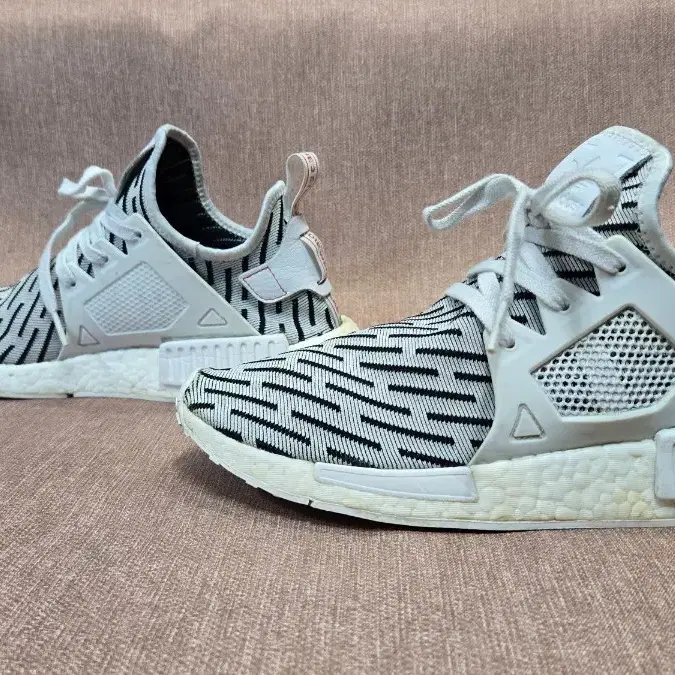 아디다스 270cm-NMD XR1 지브라 운동화