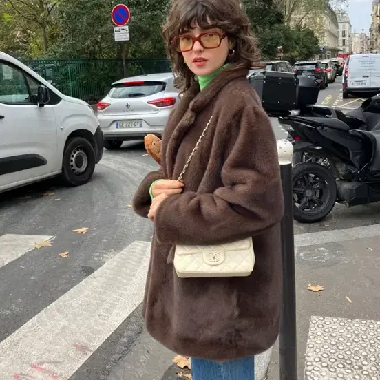 LO61 kate fur coat in brown 엘오61 퍼자켓