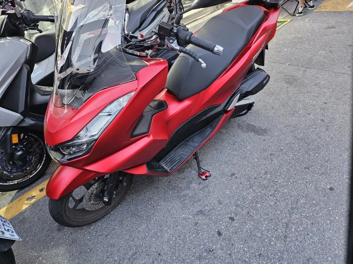 pcx125 23년식 팝니다