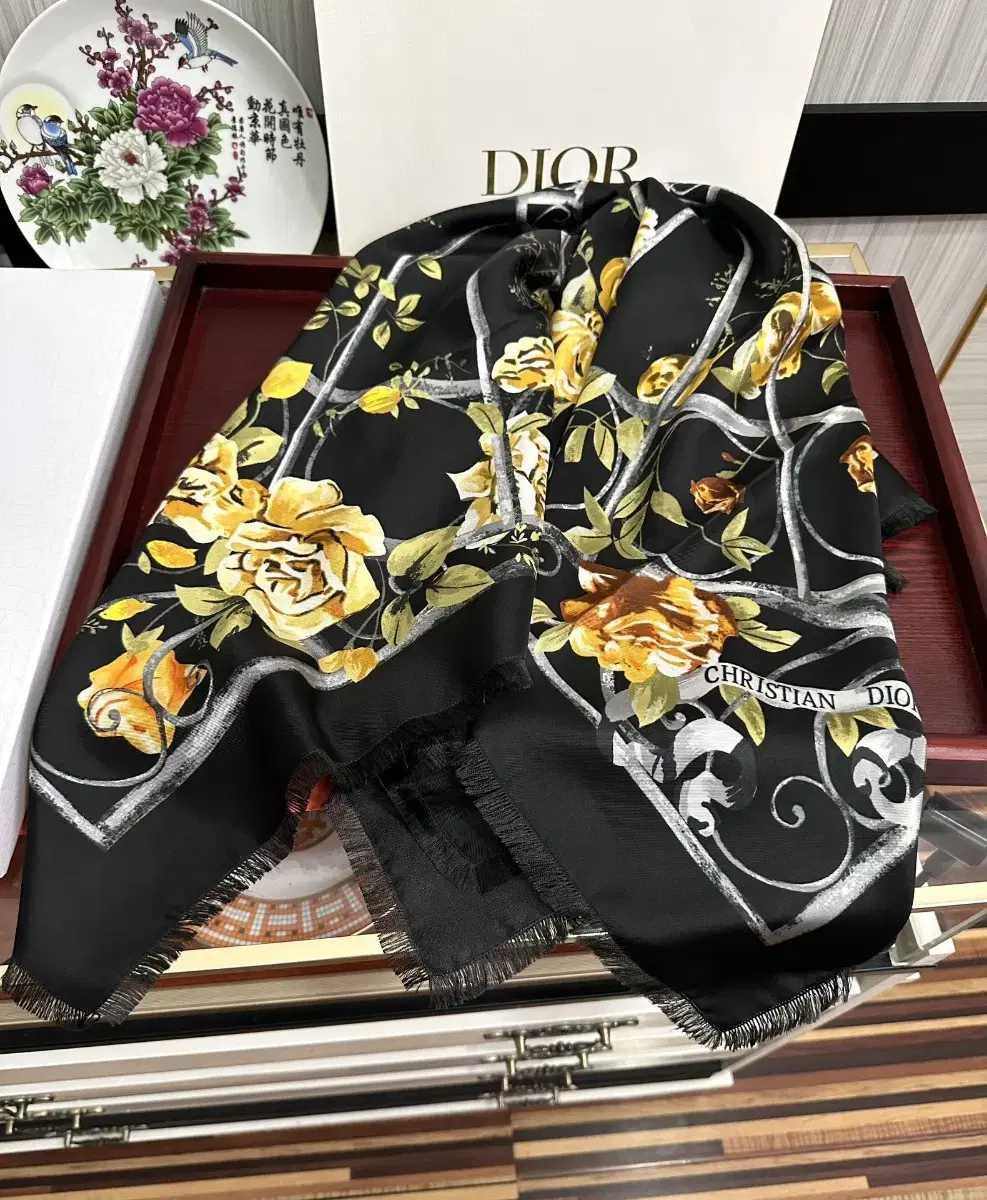 DIOR 디올 여성 패션 스카프