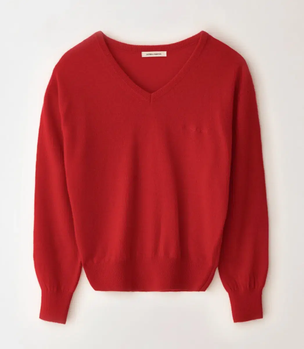 낫띵리튼 haig v-neck pullover