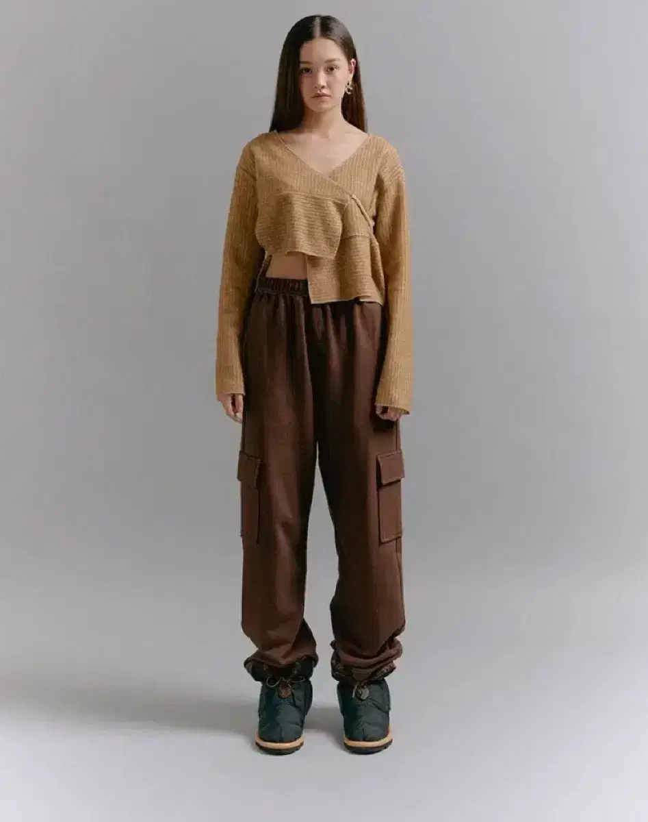 소프트서울 팬츠 STITCH CARGO PANTS BROWN