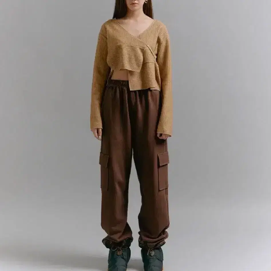 소프트서울 팬츠 STITCH CARGO PANTS BROWN