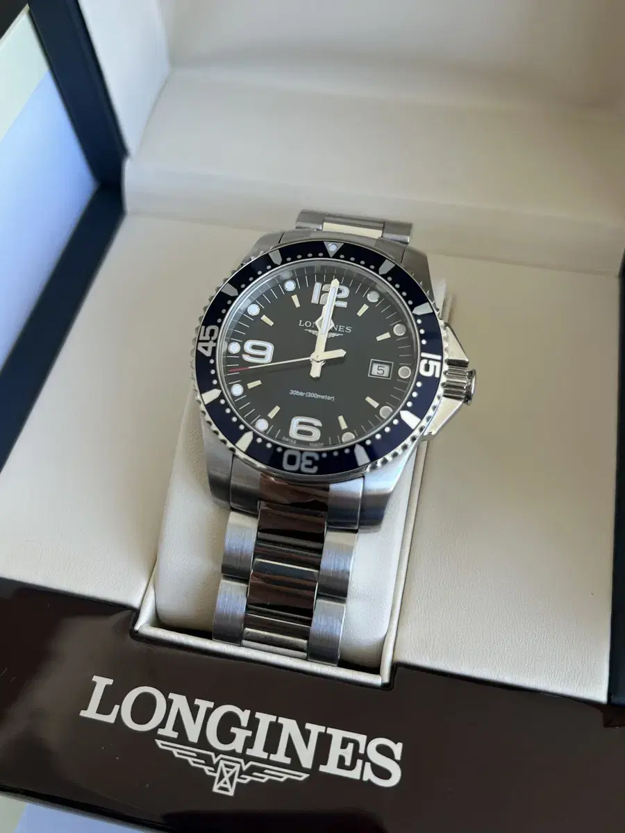 론진 하이드로콘퀘스트 41mm