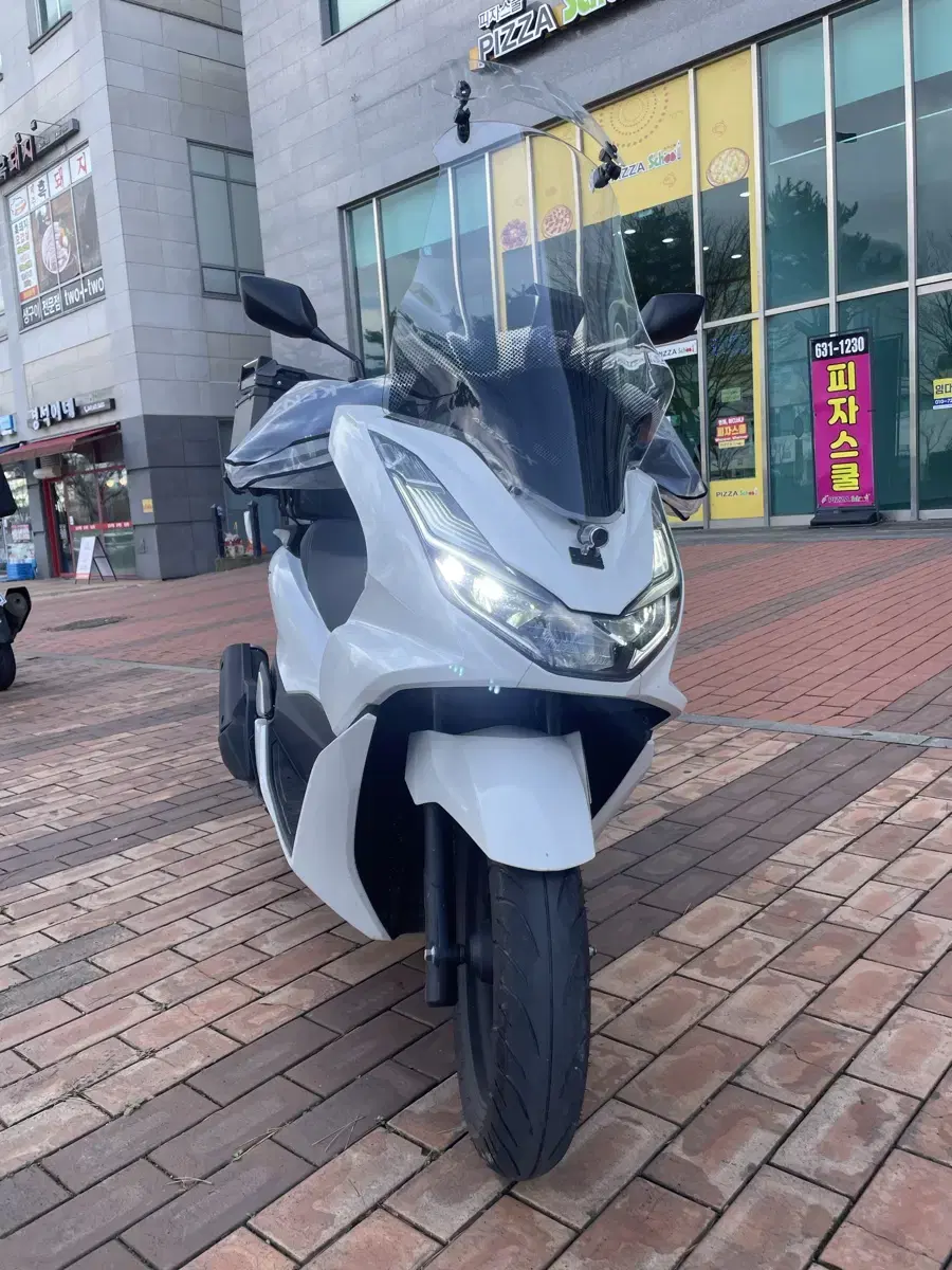 Pcx125 24년식팝니다