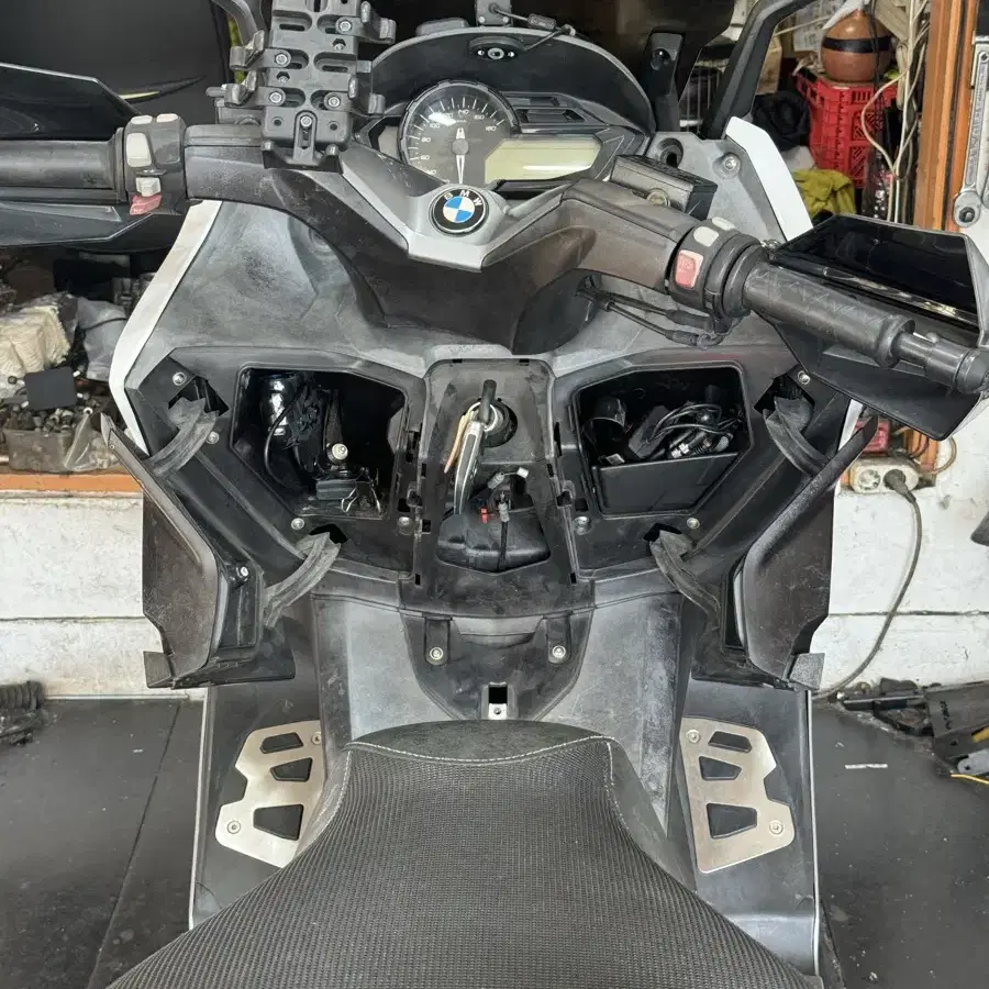 BMW c650s