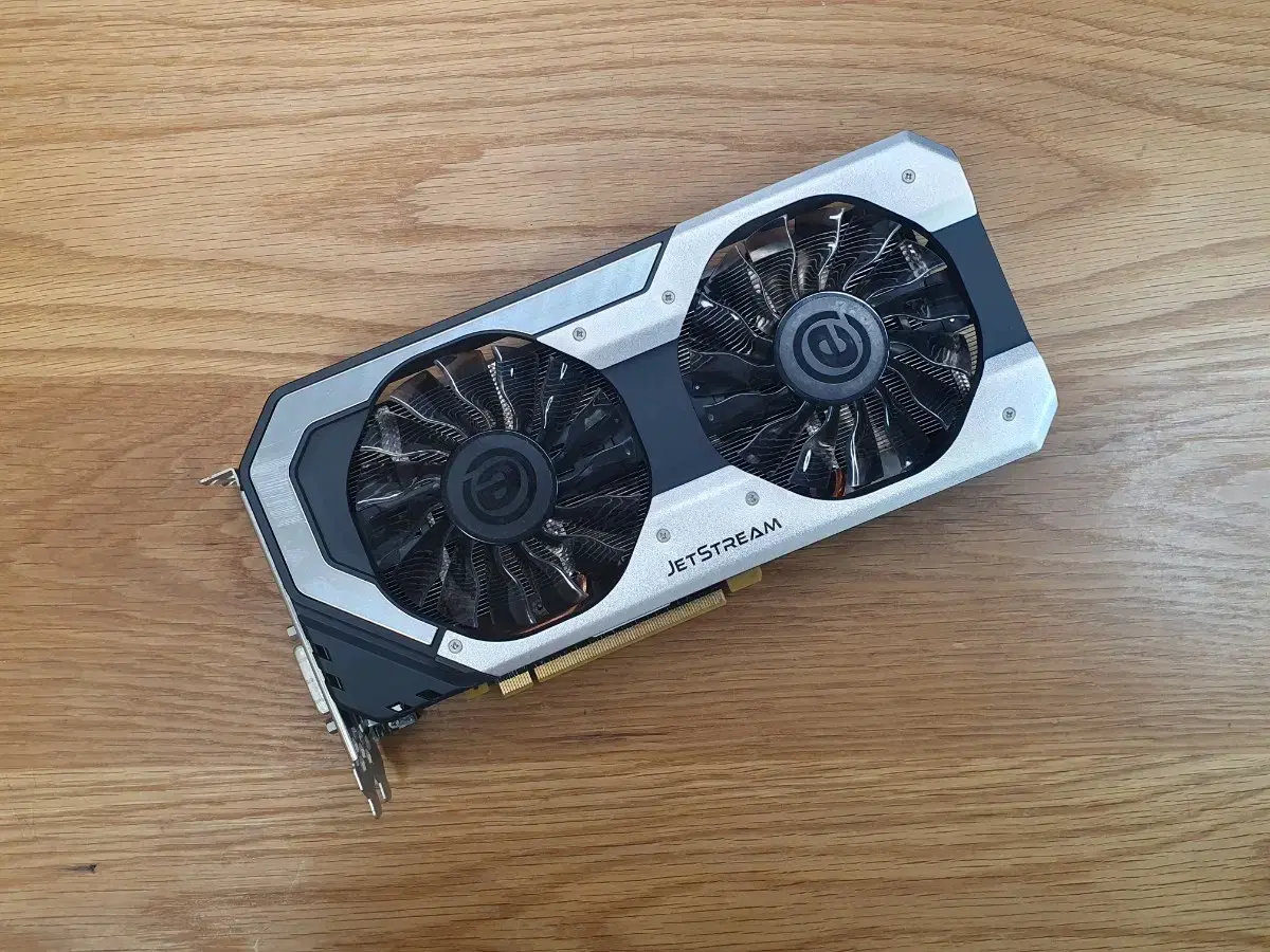 이엠텍 JET stream gtx1060 6g 그래픽카드