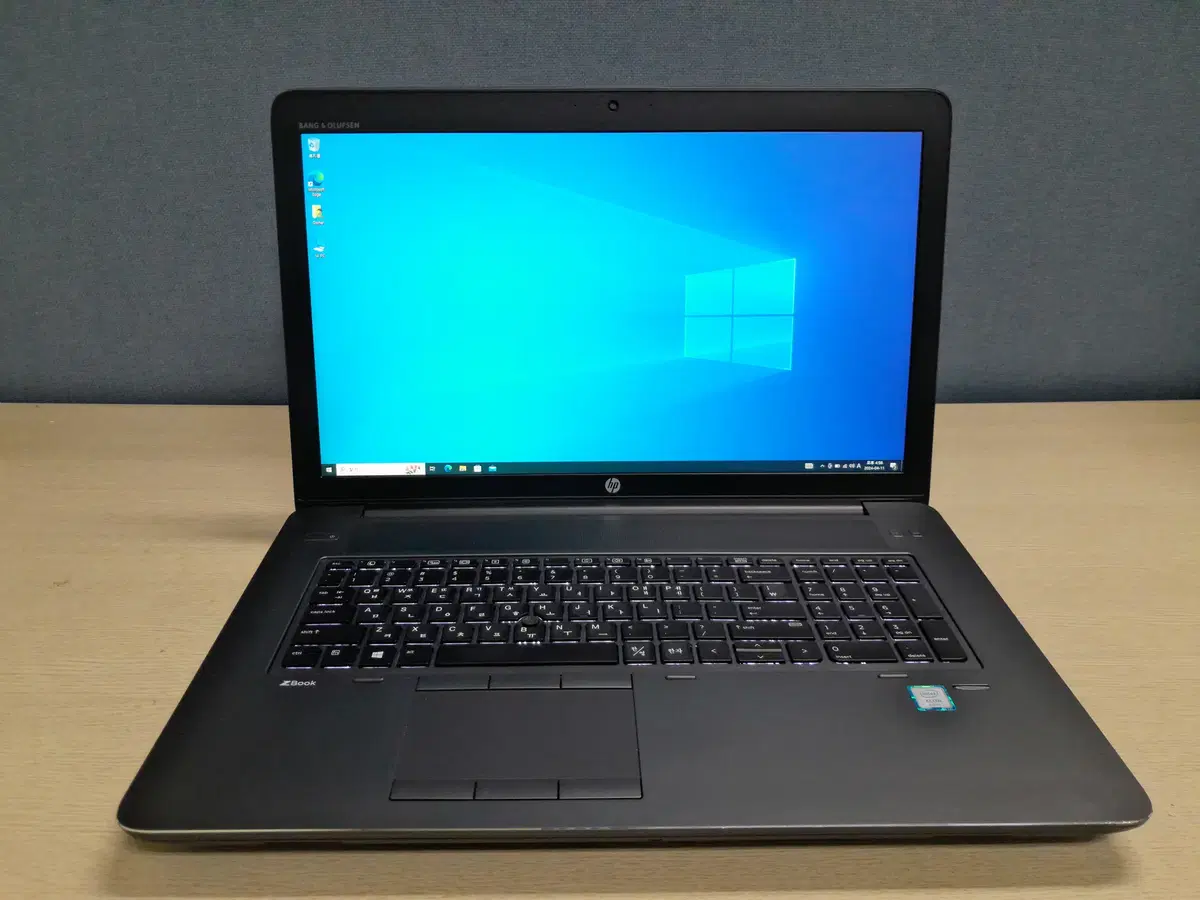 HP Zbook 17 G4 모바일 워크스테이션 판매 합니다.