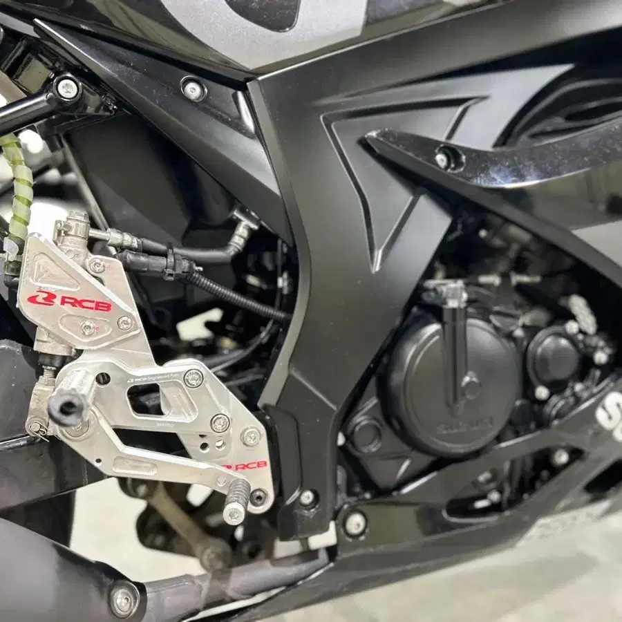 스즈키 GSX-R125ABS 2019년 2만KM RCB백스텝 튜닝차량