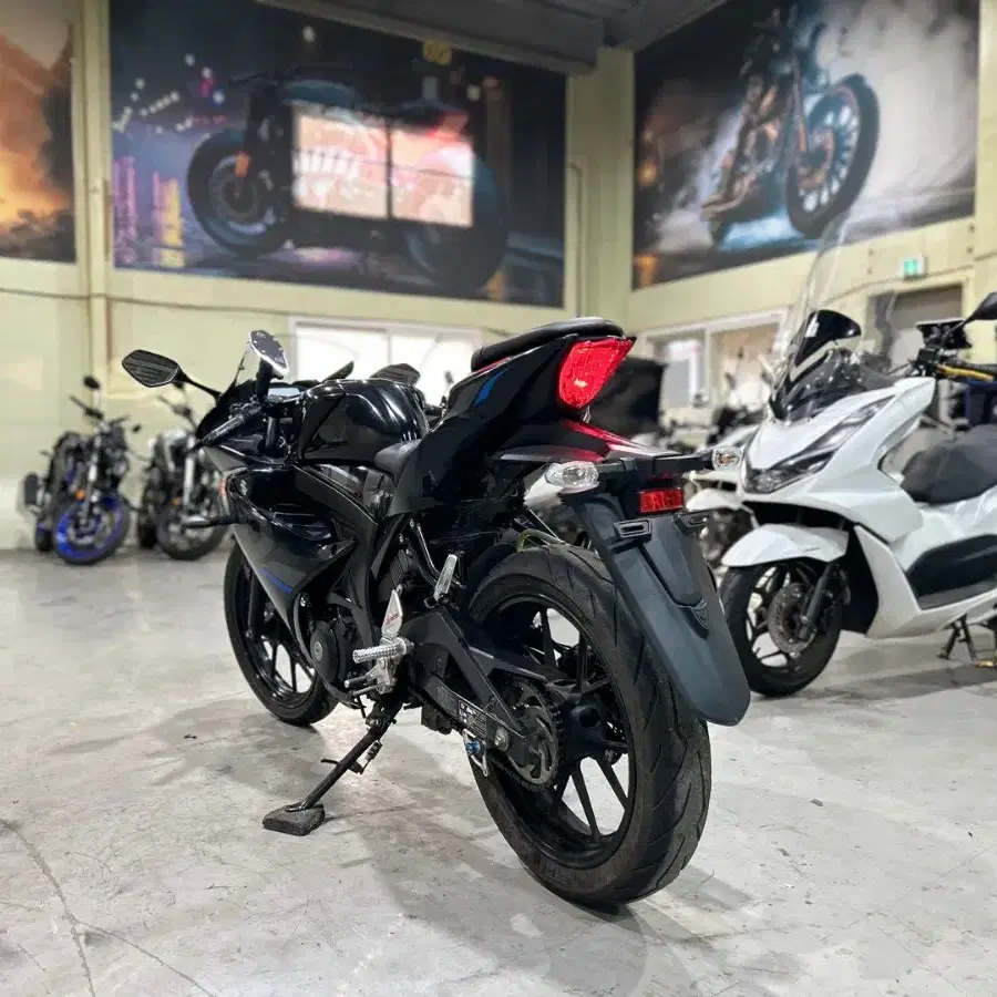 스즈키 GSX-R125ABS 2019년 2만KM RCB백스텝 튜닝차량