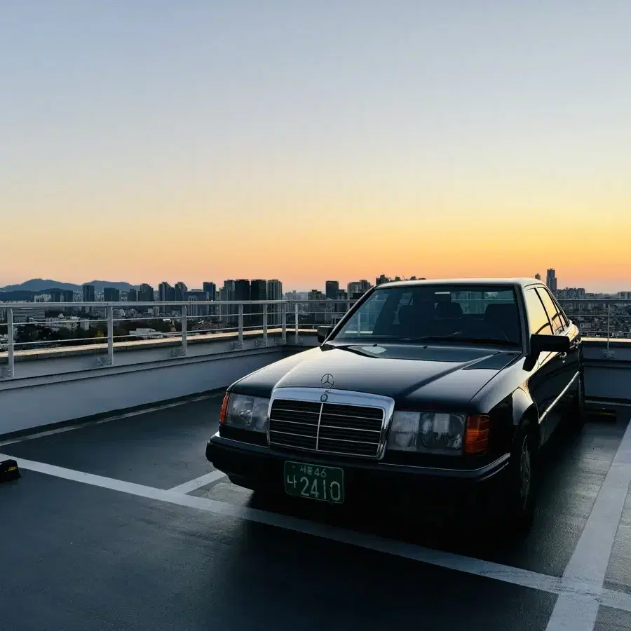 1993 Mercedes-Benz E220 W124